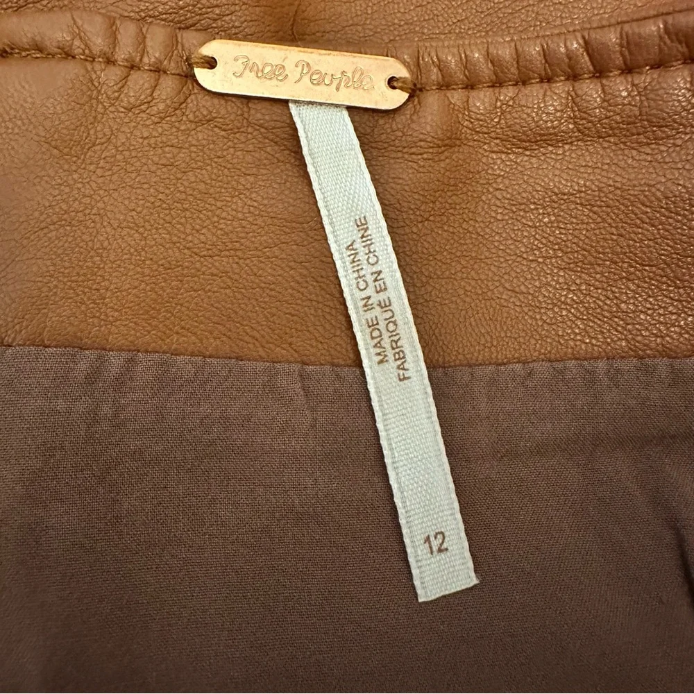 Free People Charli Vegan Leather Mini Skirt Honey Brown Women's size 12 GUC